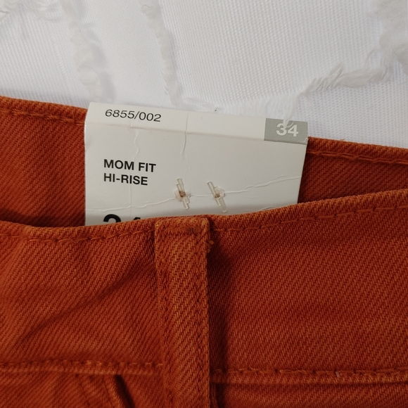 SOLD Zara mom fit hi-rise jeans size 2 - Picture 6 of 11